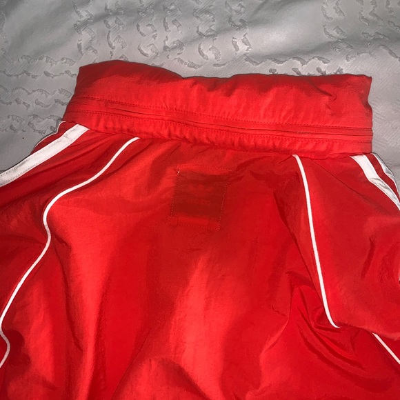 Adidas Windbreaker - Picture 5 of 5